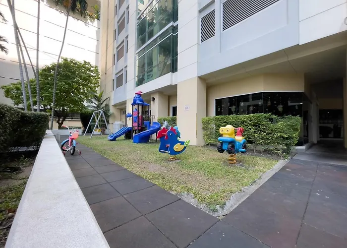 アパート 500m Bts L Large 84 Sqm L Pool And Gym L Sontana
